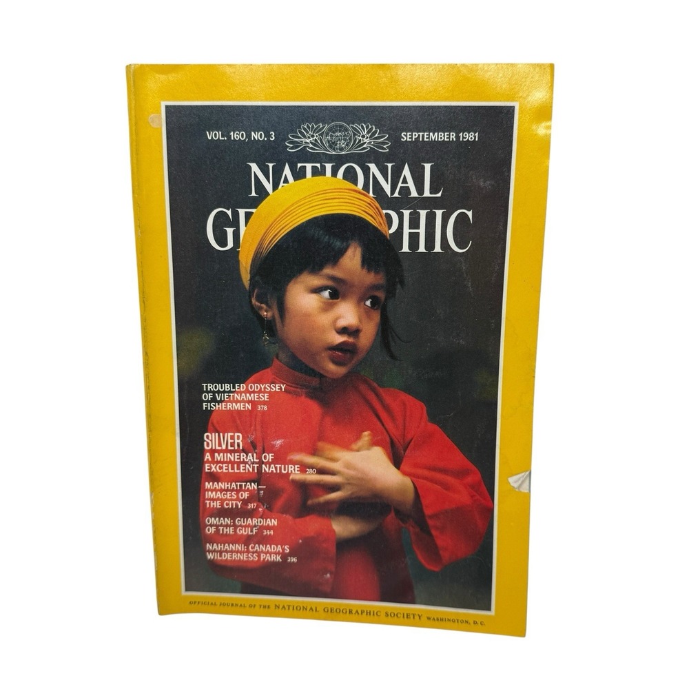 Vintage National Geographic‎ Magazine September 1981 Vietnamese Silver Manhattan
